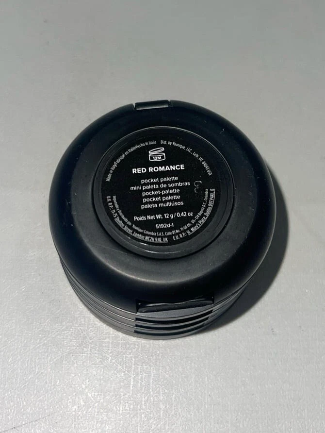 YOUNIQUE TOUCH pocket palette red romance new no box - Image 2 of 4