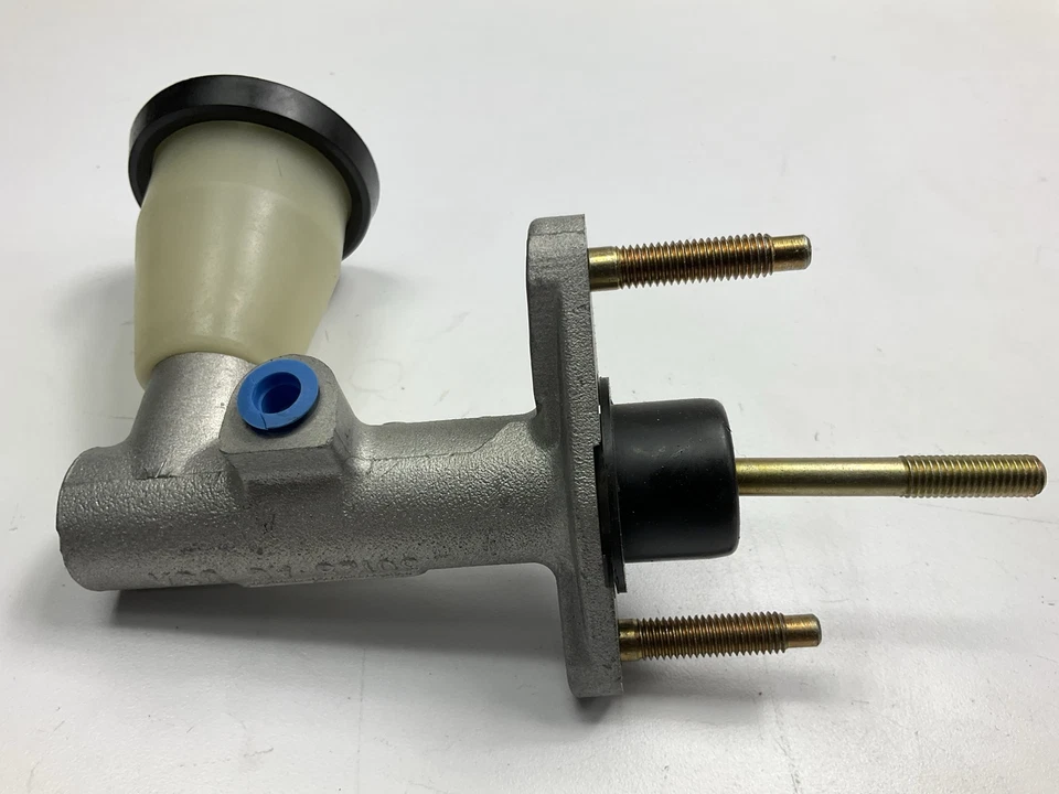 Cilindro maestro de embrague Acdelco 18M2093 para Toyota Camry 1983-1991 Foto 2 de 4