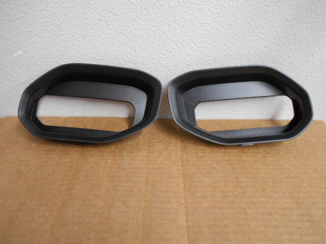 68274703AA OEM 2020-24 RAM 1500 REBEL/TRX BUMPER Tow Hook Bezel