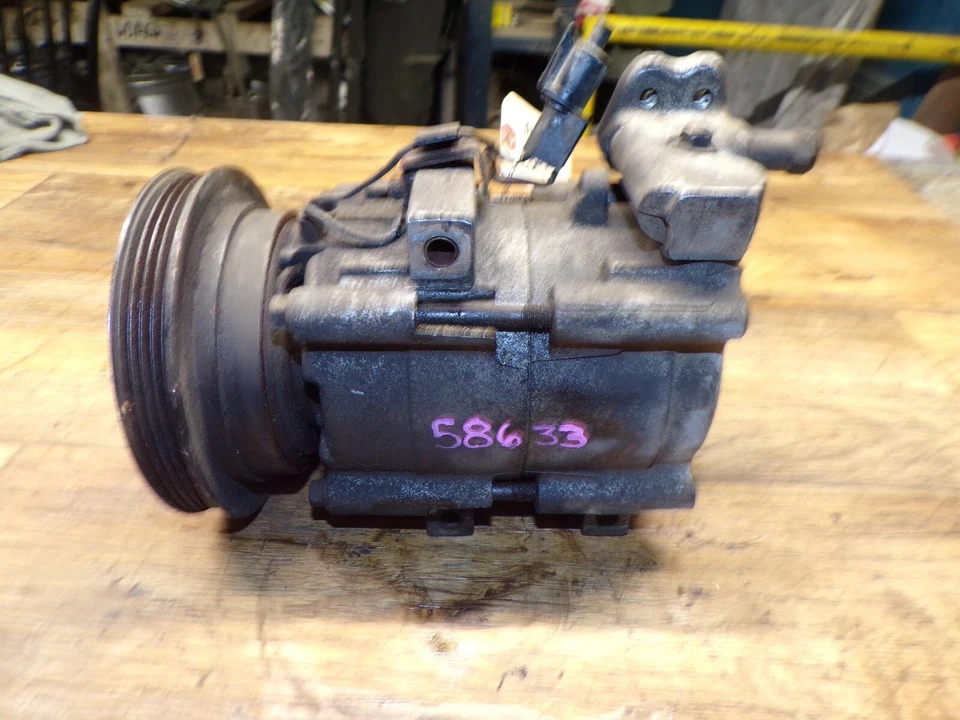95-98 1995-1998 HYUNDAI ACCENT ENG A/C AIR CONDITIONING COMPRESSOR PUMP - Image 3 of 4