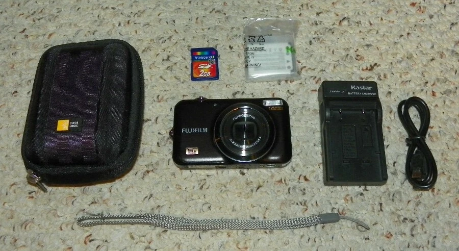 Fujifilm FinePix - JX280 14.1MP Digital Camera Bundle - Black