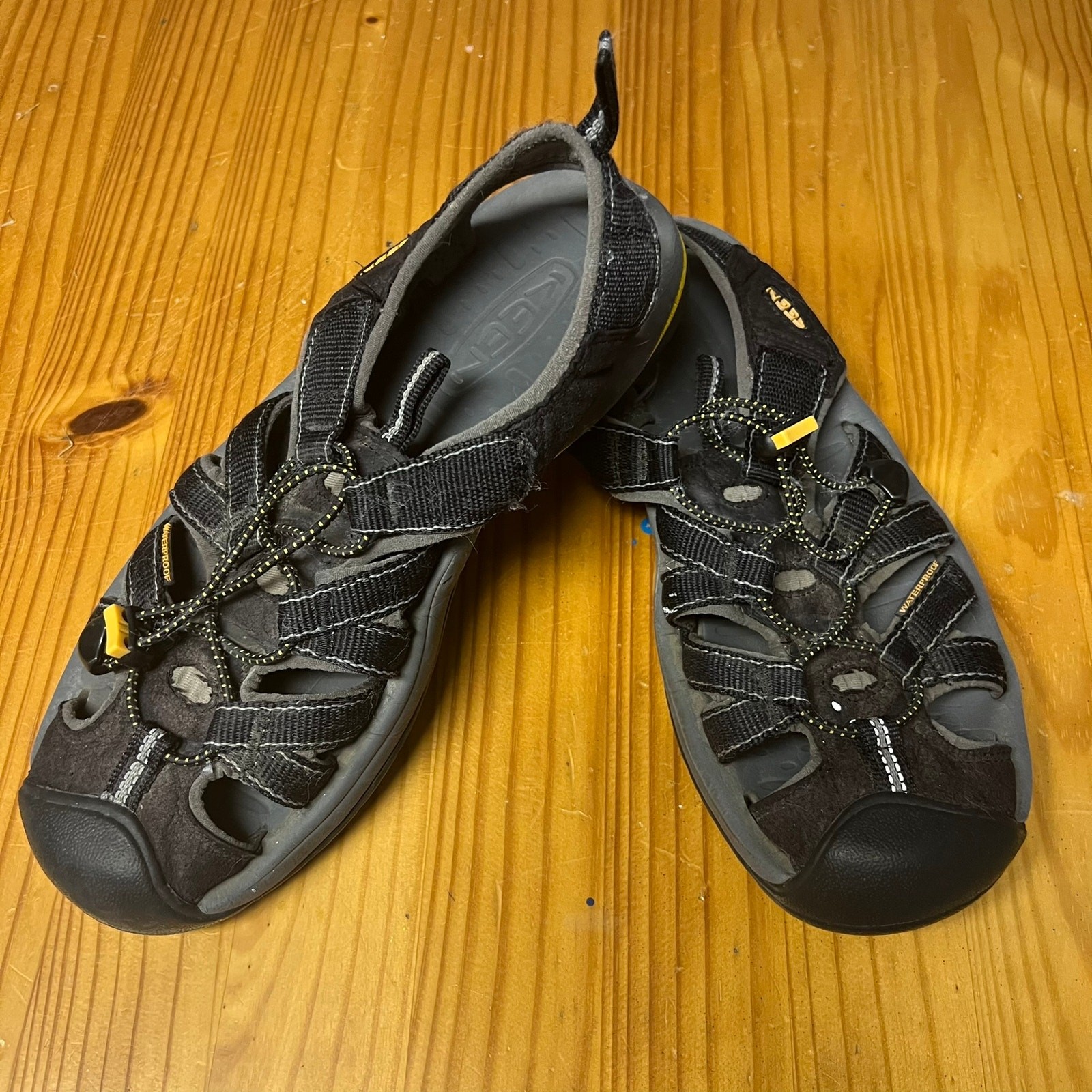 Sandali Keen Water Friendly Outdoor da trekking uomo taglia 8 5 neri