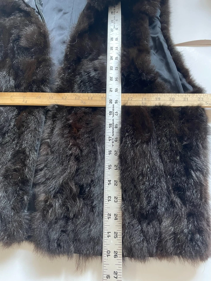 Marc by Andrew Marc Opossum Fur Vest for Women-Large- Previously Owned - Image 3 of 4
