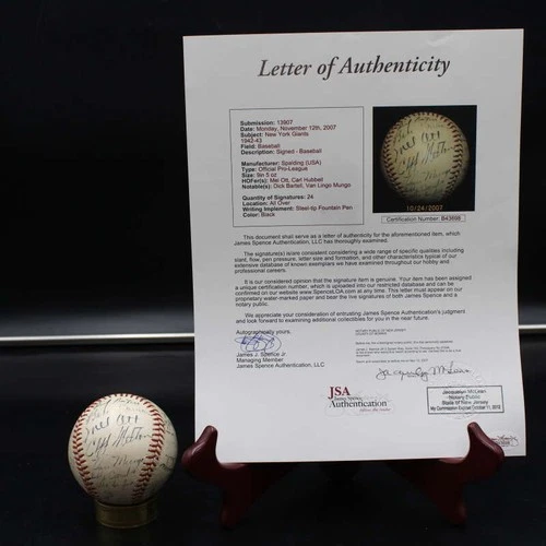 1942-43 New York Giants Team Signed Baseball Ott Hubbell +22 JSA LOA AZ141