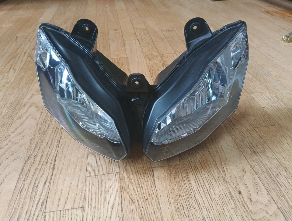 Conjunto de faros KAWASAKI genuinos 2012-2016 Ninja 650 23007-0173 Foto 2 de 4