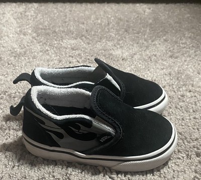 Vans  Black /grey Flame Low Top  Suede Slip On Sneakers  Size 6 T (500714)
