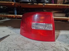 AUDI A6 4B2, C5 Rücklicht hinten links 4B9945095F 2.50 Diesel 132kw 35147912
