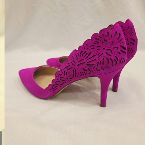 BCBGeneration Fuchsia Lazer Cut Leather Pointed Toe Heels size 10M/40 - Picture 2 of 8