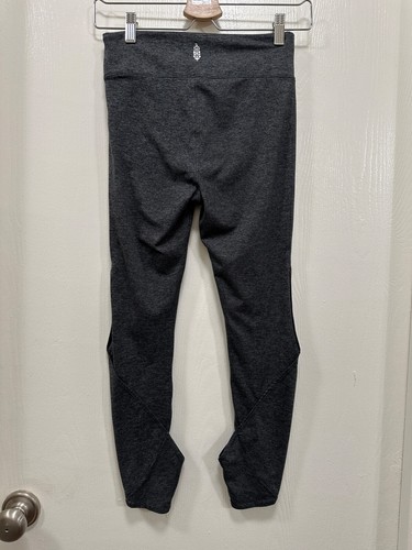 Free People Movement Women Leggings High rise Gray Cut Out Yoga Sports size S - Picture 2 of 13