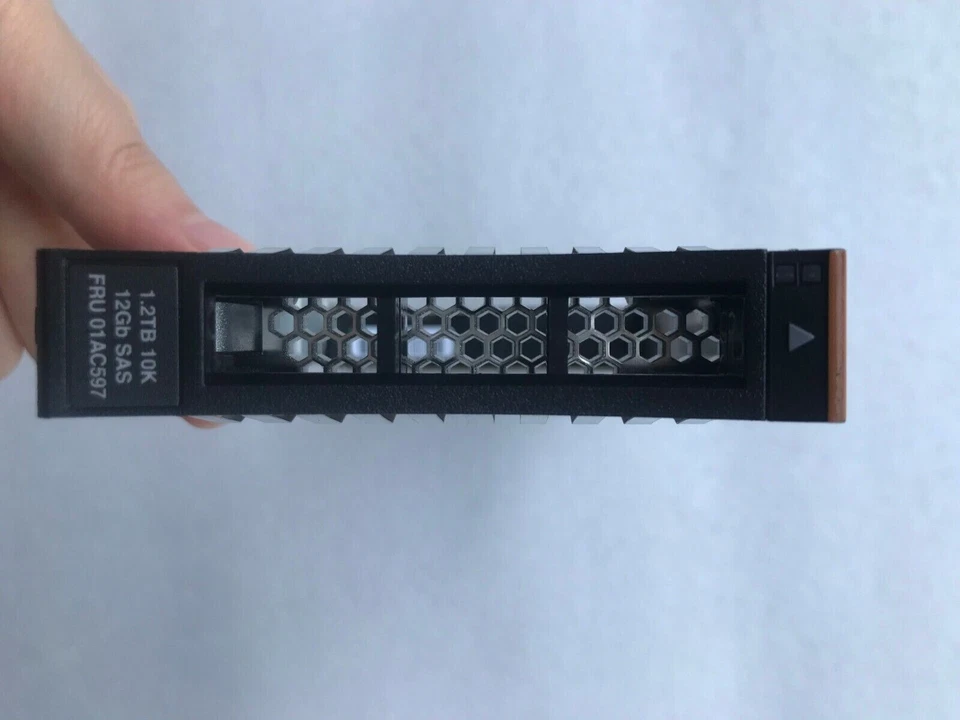 IBM 01EJ024 V5000 Gen2 01AC597 1.2TB 10K SAS 2.5 12Gbps 01EJ022 - Image 4 of 4