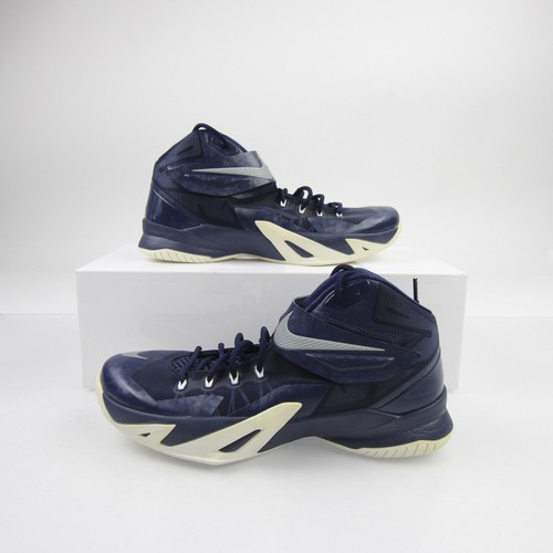 Nike LeBron Basketball Shoe Women's Dark Blue Used 11.5