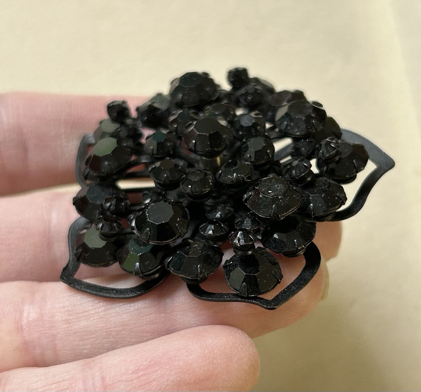 Large Black Unsigned Pentagonal Rhinestone Brooch… - image 6