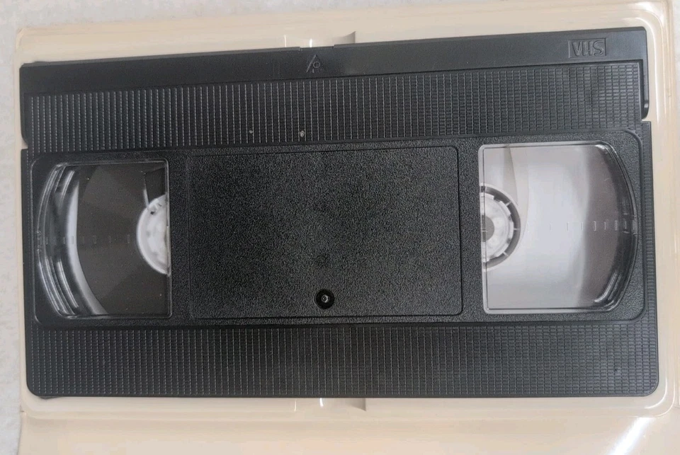 Lady and the Tramp Walt Disney (VHS 1998) Black Diamond Clamshell 582 **B2G1** - Image 3 of 3