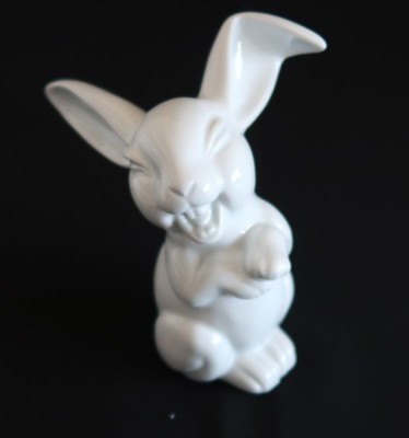 Lachender Hase weiß Höhe 13,2 cm von Rosenthal classic Rose- 246 Gramm