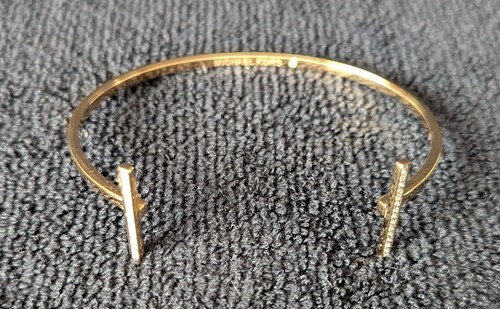 Michael Kors Open Cuff Bracelet. Gold Tone With Rhinestones.