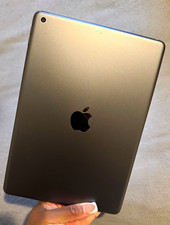 Apple iPad 7th Gen 10.2in 32GB Wi-Fi Space Gray iPadOS MW742LL/A