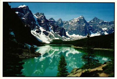 Vintage Postcard 4x6- MORAINE LAKE, BANFF NATIONAL PARK, ALBERTA, CANADA