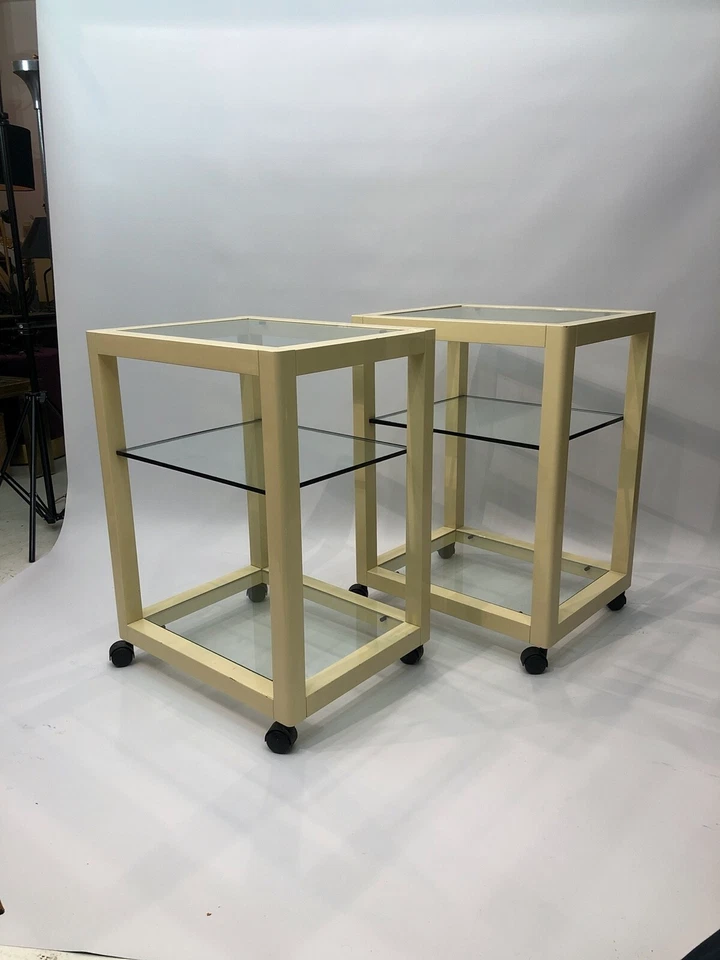 Pair of Cream Lacquered Side Tables Wheels 1970s Hollywood Regency Vintage Retro - Image 3 of 4