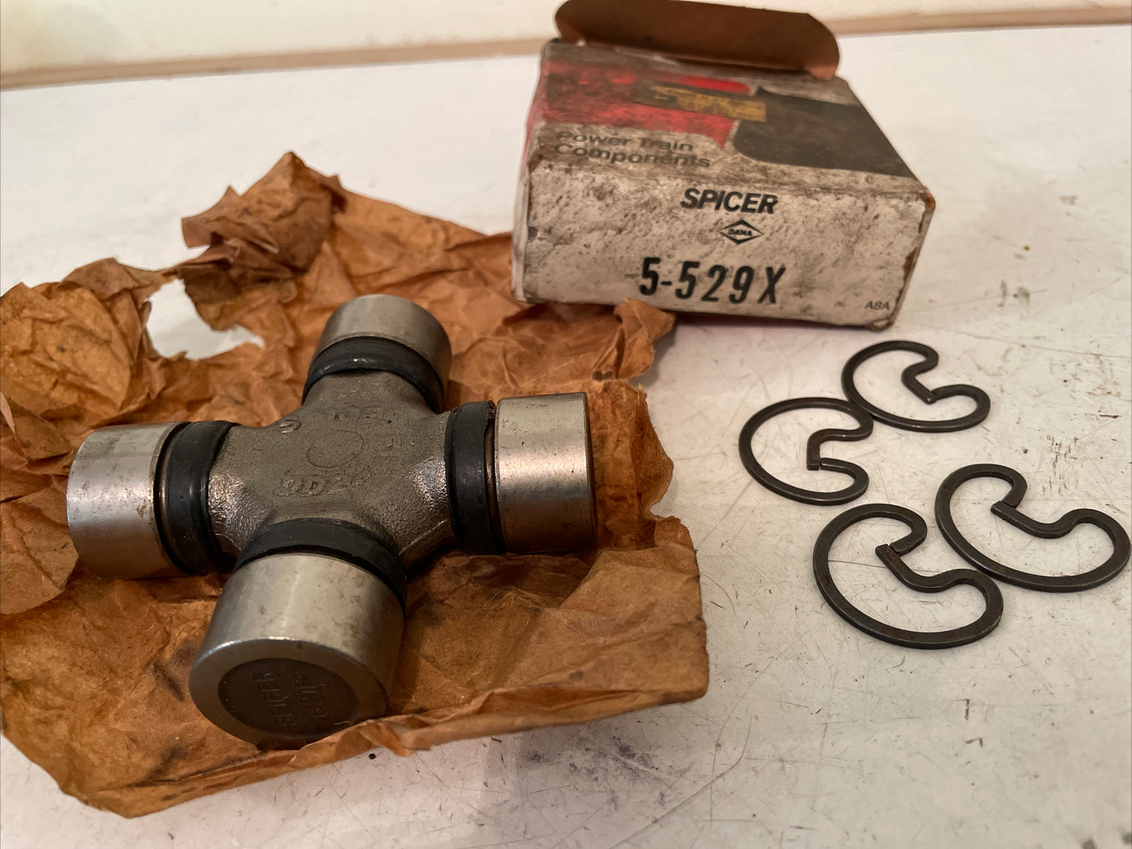 GENUINE SPICER U JOINT 5529X NEW OEM eBay