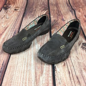 skechers relaxed fit memory foam womens slip on