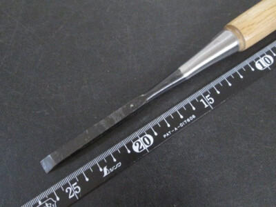 EA541 Japanese NOMI Middle Thick Blade Chisel 9mm Blade EA541 Japanese NOMI Middle Thick Blade Chisel 9mm Blade