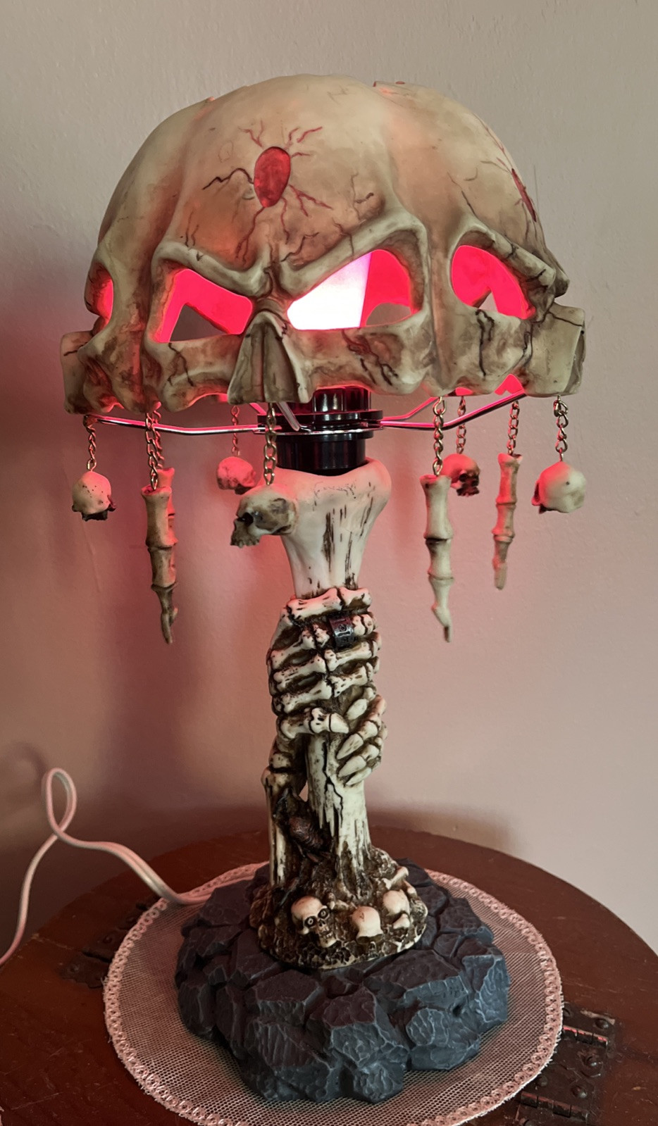 Wicked Skulls and Bones Table Lamp Halloween Goth Rare Vintage Piece