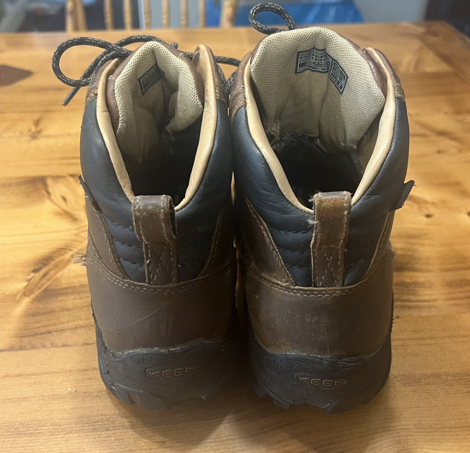Pyrenees Waterproof Hiking Boot  Womens Size 9.5 Brown image 2