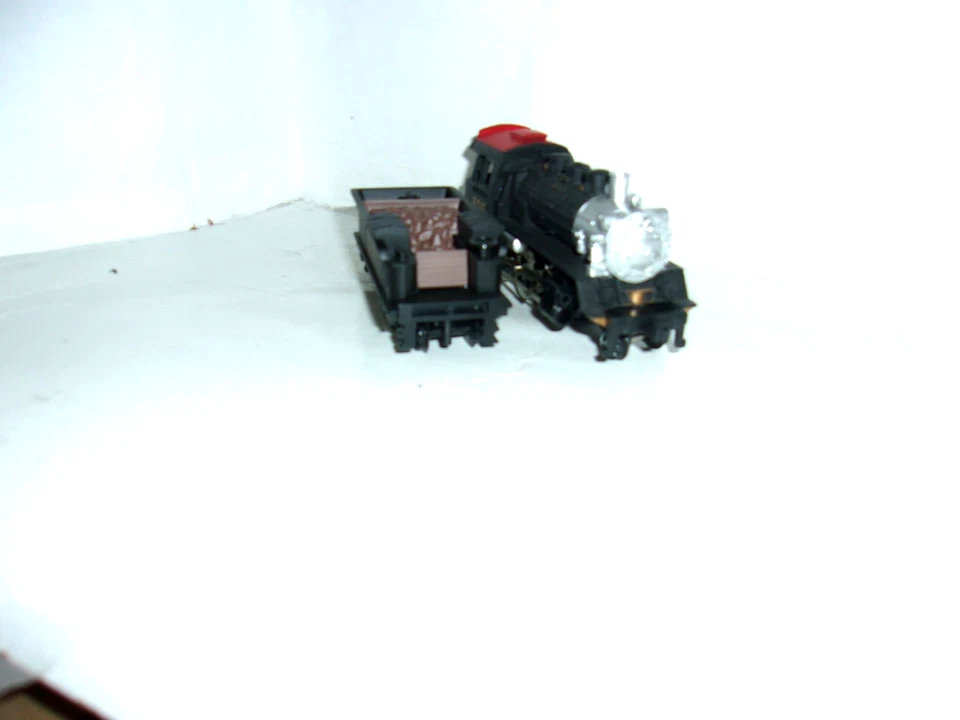 D8  (HO)Model Power #6720 HO Scale ATSF#605 Steam Locomotive & Tender w/box - Image 4 of 4