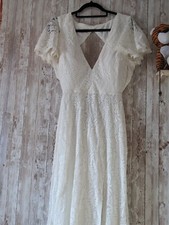  Fame and Partners Chelsey Open Back Lace Classic Wedding Dress  Brand New