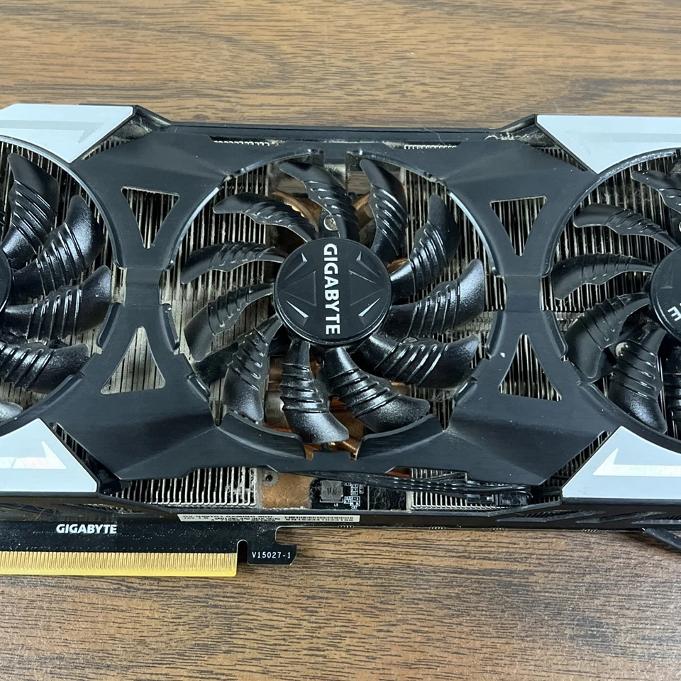 BROKEN Gigabyte GeForce GTX 980 Ti G1 Graphics Card GV-N98TG1 6GD For Parts - Image 3 of 4