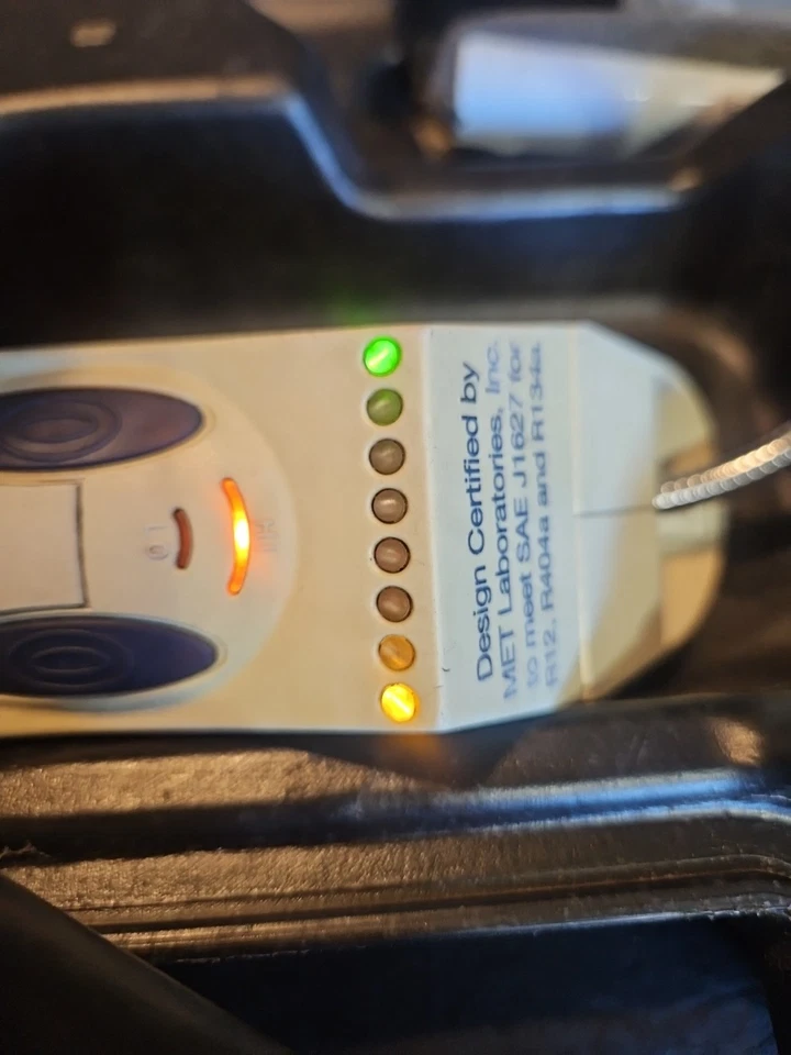 Детектор утечки хладагента Inficon D-TEK CO2, CO2, 716-203-G1, пожалуйста, прочтите и посмотрите фотографии - Изображение 4 из 4