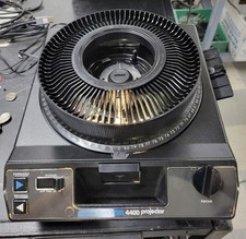 Kodak Carousel 4400 Slide Projector with Remote  Slide Tray  C1294DS