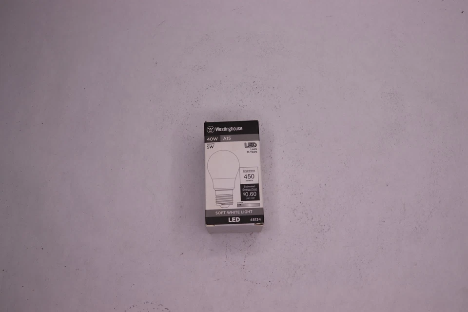 Westinghouse LED Light Bulb E26/Medium 5W - Image 2 of 3