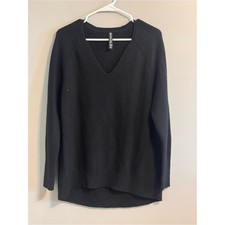 Athleta Merino Wool Blend Black V-Neck High Low Sweater Size M