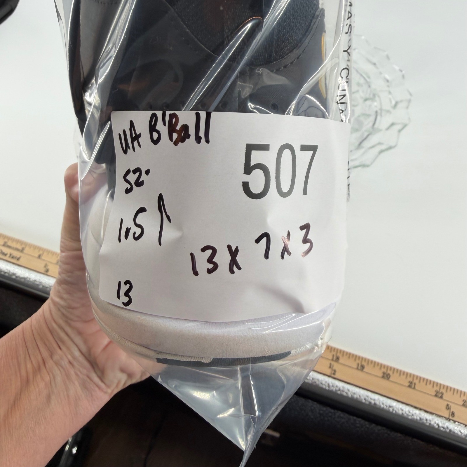 Under Armour Basketball Shoes Black Gold Men Size 13 M 14.5 W  EUC thumbnail 9