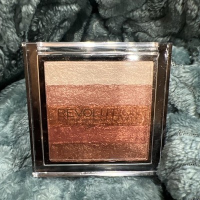 Makeup Revolution Vivid Shimmer Brick Highlighter Bronzer -- Rose Gold 