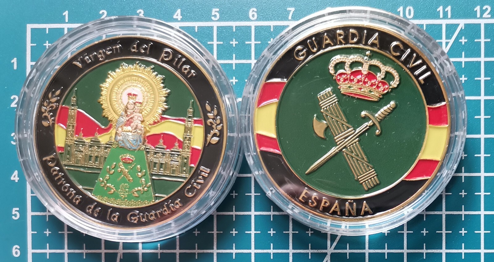 Moneda VIRGEN DEL PILAR PATRONA DE LA GUARDIA CIVIL DE ESPAÑA Challenge coin