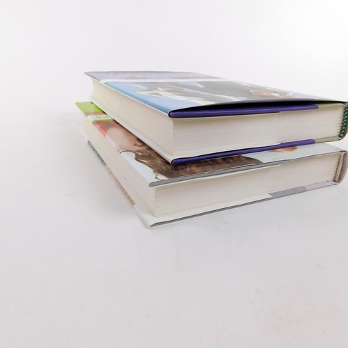 Barbara Delinsky books, Lot 2 Secret Between Us, While My Sister Sleeps, 1st/1st - Picture 5 of 12