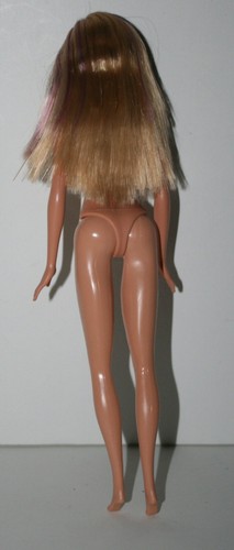 Mattel Barbie Doll Blonde Hair with Purple Streaks, Bendable Legs, Beauty Mark - Imagen 10 de 11