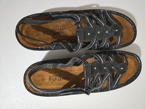 Cute Black Leather NAOT Size 42 US10.5-11 T-Strap Ankle Heel Straps Sandals Open - Picture 16 of 18
