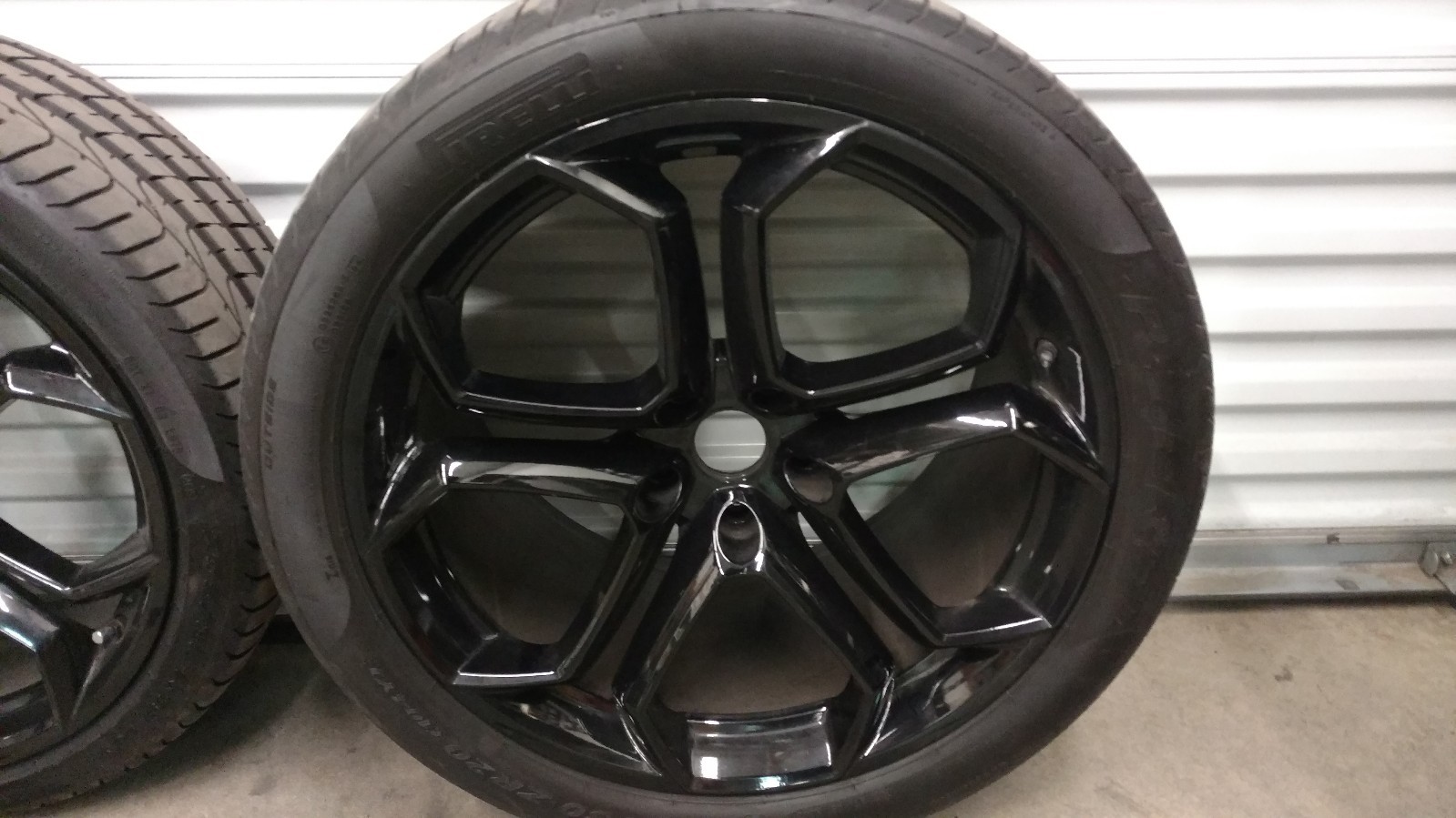LAMBORGHINI AVENTADOR IPERIONE RIMS WHEELS SET OEM WITH TIRES