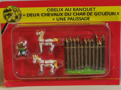 Lot 3 FIGURINES OBÉLIX ''le village d'Asterix'' Atlas 2004 PLASTOY COLLECTION 