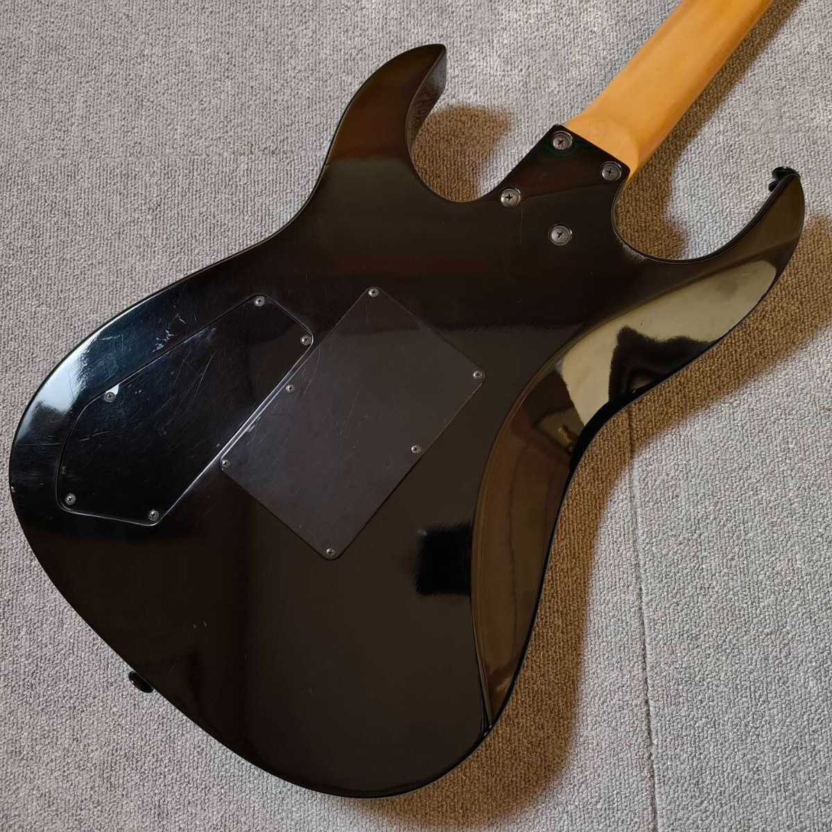 B.C.Rich Gunslinger ST Electric Guitar Black Floyd Rose 3.66