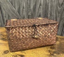 Natural Seagrass/Rattan Storage Basket with Lid for Organizing Brown