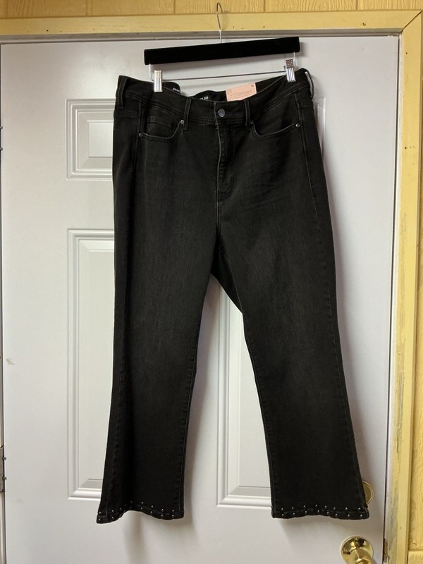 NYDJ Jeans 16 Curves 360 Black Ankle Studs NWT