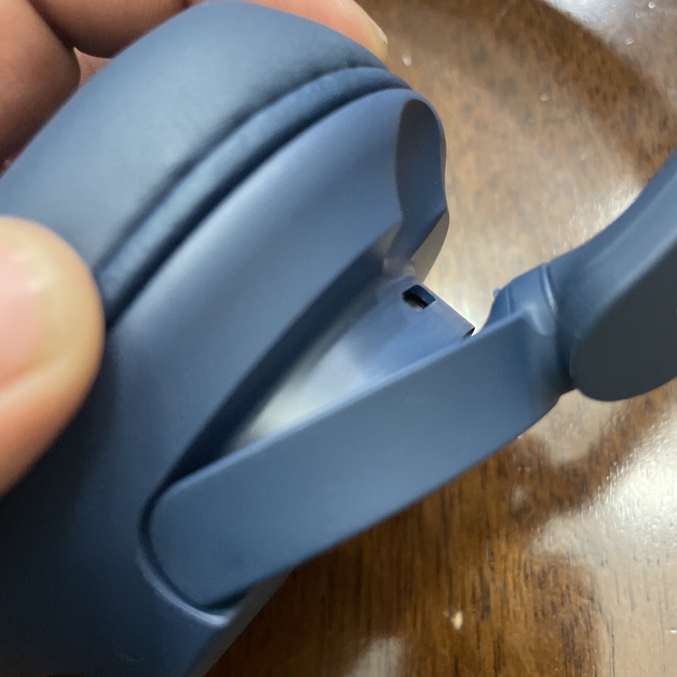 sony-wh-ch720n-wireless-bluetooth-noise-canceling-headphones-blue