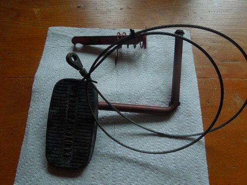 Snapper 7047888 Clutch/Brake Pedal with Extras 28086S - Picture 1 of 2