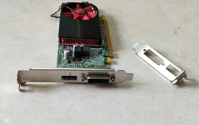 Dell AMD Radeon R7 250 2GB GDDR3 PCI-E x16 Video Card DVI Video Cards - Image 2 of 3