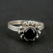 Ring Silver Black Onyx Stone with Bead Design Sterling 925 Size 7 Ring Band