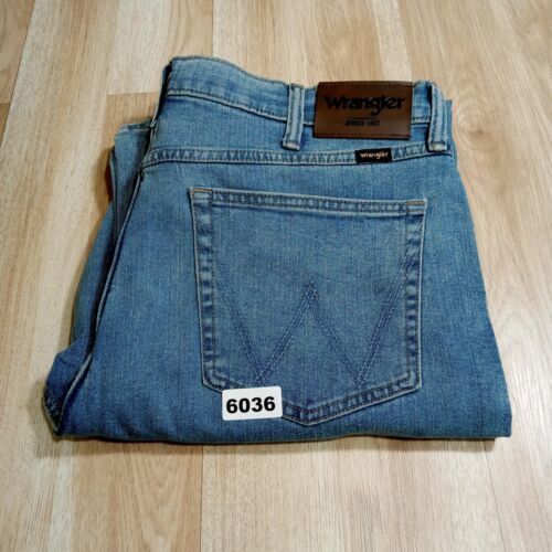 Jeans uomo Wrangler relaxed fit bootcut 36x34 misto cotone lavaggio medio nuovo - Foto 8 di 10